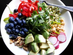 salad with purslane